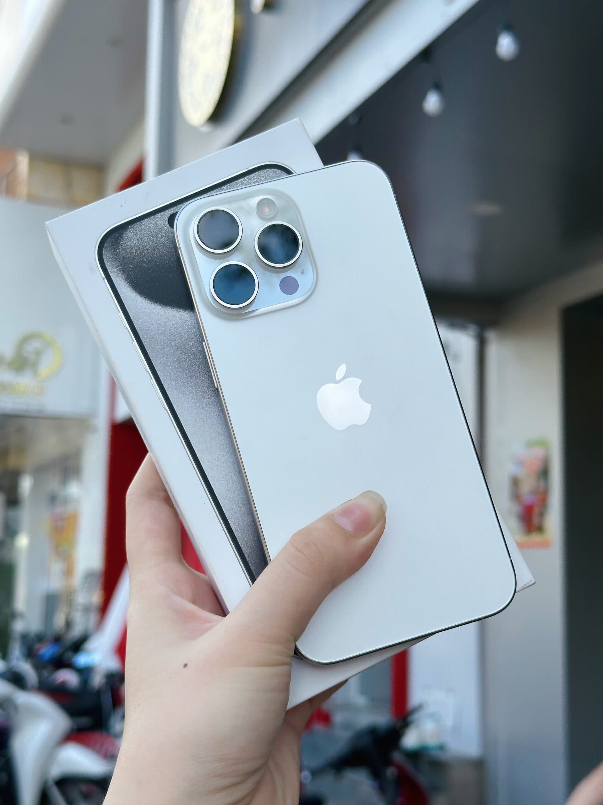 iPhone 15 Pro Max 256GB Cũ 98%